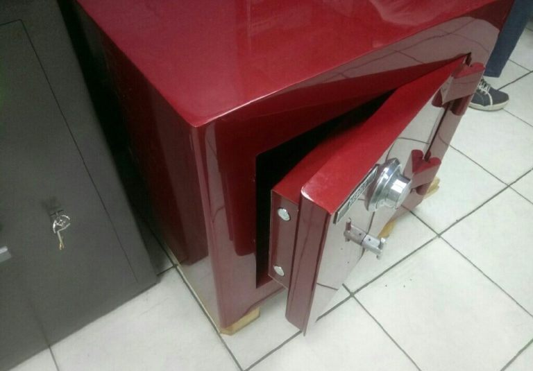 Вскрытие сейфов